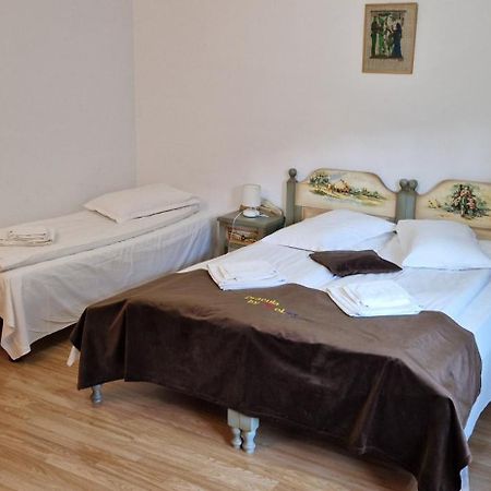 Prolex Turism Srl Ξενοδοχείο Μπραν Εξωτερικό φωτογραφία