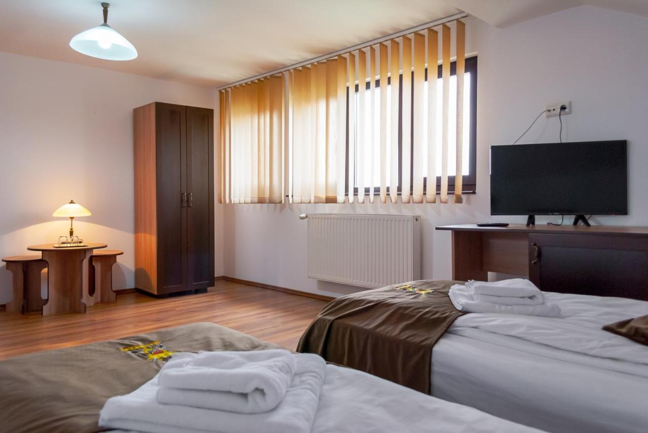 Prolex Turism Srl Ξενοδοχείο Μπραν Εξωτερικό φωτογραφία
